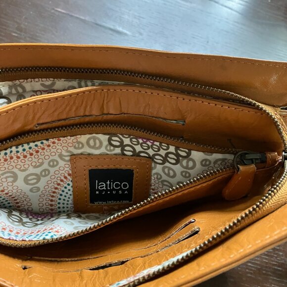 Small Golden Leather Crossbody Wristlet Handbag with Leopard Strap - Picture 3 of 4